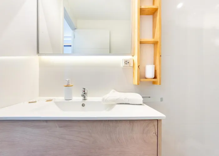 Wintowinrentals Great Location, Views & Relax *